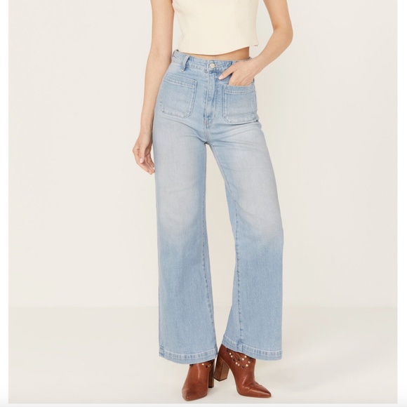 Rolla's High Rise Wide Leg Sailor Jean - Light Wash - Picture 1 of 9